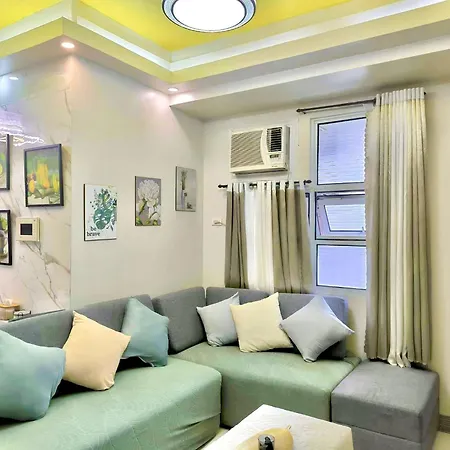 Newport Luxe Stay Condo